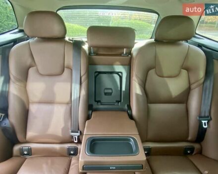 Вольво ХС60 2019 в Луцке на Automoto.ua Серый Вольво ХС60, объемом двигателя 1.97 л и пробегом 100 тыс. км за 30000 $, фото 17 на Automoto.ua