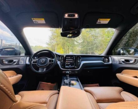 Сірий Вольво ХС60, об'ємом двигуна 2 л та пробігом 38 тис. км за 20300 $, фото 8 на Automoto.ua