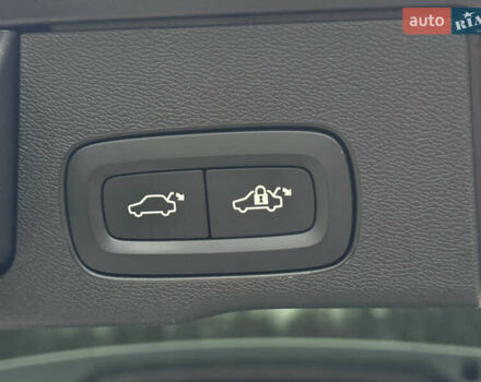 Серый Вольво ХС60, объемом двигателя 1.97 л и пробегом 111 тыс. км за 26500 $, фото 22 на Automoto.ua