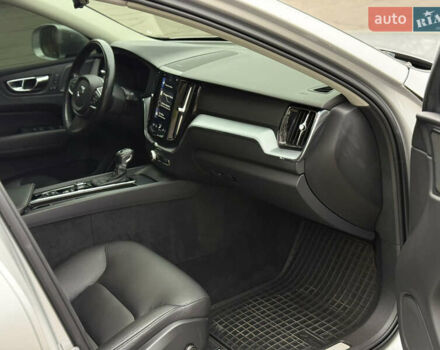 Серый Вольво ХС60, объемом двигателя 1.97 л и пробегом 111 тыс. км за 26500 $, фото 12 на Automoto.ua