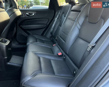 Серый Вольво ХС60, объемом двигателя 1.97 л и пробегом 118 тыс. км за 32500 $, фото 39 на Automoto.ua