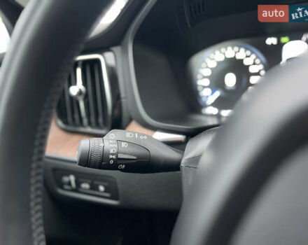 Серый Вольво ХС60, объемом двигателя 1.97 л и пробегом 118 тыс. км за 31500 $, фото 22 на Automoto.ua