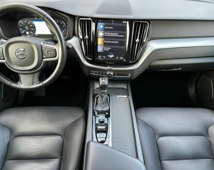 Сірий Вольво ХС60, об'ємом двигуна 2 л та пробігом 31 тис. км за 16500 $, фото 8 на Automoto.ua