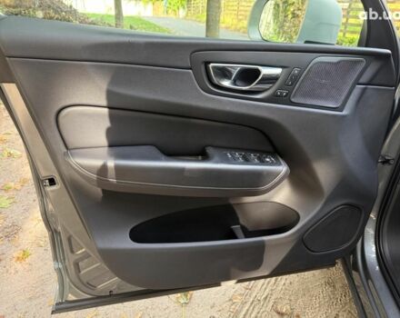 Серый Вольво ХС60, объемом двигателя 2 л и пробегом 105 тыс. км за 33990 $, фото 15 на Automoto.ua