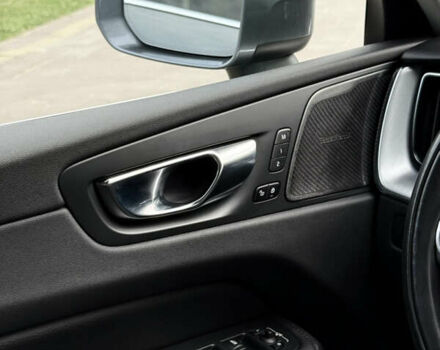 Серый Вольво ХС60, объемом двигателя 2 л и пробегом 85 тыс. км за 24000 $, фото 25 на Automoto.ua