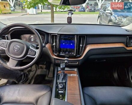 Серый Вольво ХС60, объемом двигателя 1.97 л и пробегом 50 тыс. км за 31000 $, фото 1 на Automoto.ua
