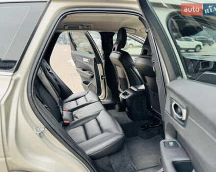 Серый Вольво ХС60, объемом двигателя 2 л и пробегом 57 тыс. км за 41000 $, фото 11 на Automoto.ua