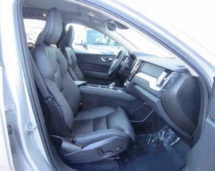 Вольво ХС60 2020 в Черкассах на Automoto.ua Серый Вольво ХС60, объемом двигателя 2 л и пробегом 45 тыс. км за 10800 $, фото 9 на Automoto.ua