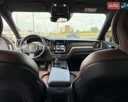 Серый Вольво ХС60, объемом двигателя 1.97 л и пробегом 97 тыс. км за 39900 $, фото 5 на Automoto.ua