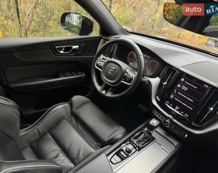 Сірий Вольво ХС60, об'ємом двигуна 1.97 л та пробігом 185 тис. км за 32200 $, фото 27 на Automoto.ua