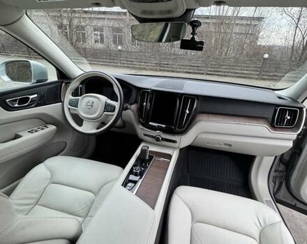 Сірий Вольво ХС60, об'ємом двигуна 1.97 л та пробігом 85 тис. км за 38000 $, фото 21 на Automoto.ua
