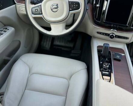 Серый Вольво ХС60, объемом двигателя 1.97 л и пробегом 76 тыс. км за 39500 $, фото 7 на Automoto.ua