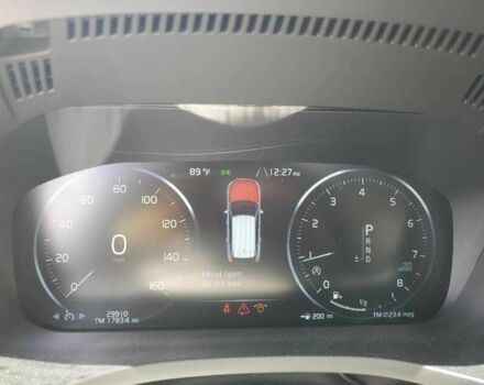 Серый Вольво ХС60, объемом двигателя 2 л и пробегом 29 тыс. км за 17800 $, фото 8 на Automoto.ua