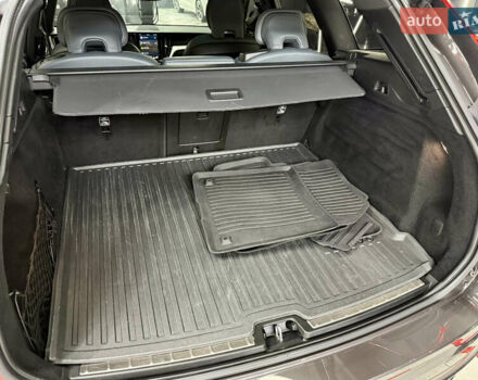 Серый Вольво ХС60, объемом двигателя 1.97 л и пробегом 82 тыс. км за 42000 $, фото 26 на Automoto.ua