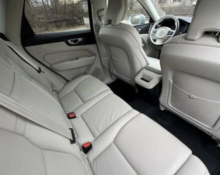 Сірий Вольво ХС60, об'ємом двигуна 1.97 л та пробігом 85 тис. км за 38000 $, фото 25 на Automoto.ua