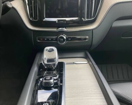 Серый Вольво ХС60, объемом двигателя 2 л и пробегом 26 тыс. км за 18400 $, фото 8 на Automoto.ua