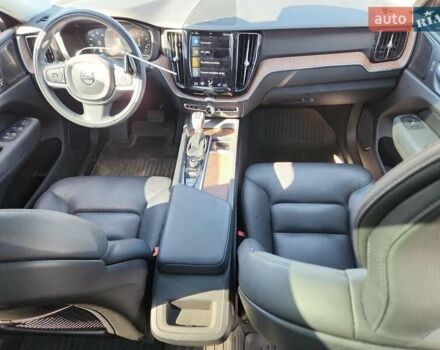 Серый Вольво ХС60, объемом двигателя 1.97 л и пробегом 84 тыс. км за 10300 $, фото 7 на Automoto.ua