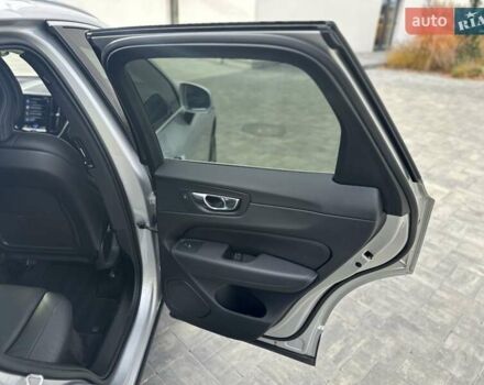 Вольво ХС60 2021 в Луцке на Automoto.ua Серый Вольво ХС60, объемом двигателя 2 л и пробегом 63 тыс. км за 28000 $, фото 32 на Automoto.ua