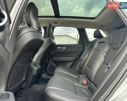 Вольво ХС60 2021 в Луцке на Automoto.ua Серый Вольво ХС60, объемом двигателя 2 л и пробегом 63 тыс. км за 28000 $, фото 31 на Automoto.ua
