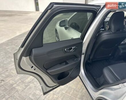 Вольво ХС60 2021 в Луцке на Automoto.ua Серый Вольво ХС60, объемом двигателя 2 л и пробегом 63 тыс. км за 28000 $, фото 29 на Automoto.ua