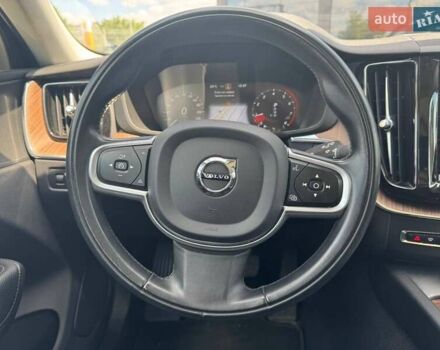 Серый Вольво ХС60, объемом двигателя 1.97 л и пробегом 60 тыс. км за 33990 $, фото 14 на Automoto.ua