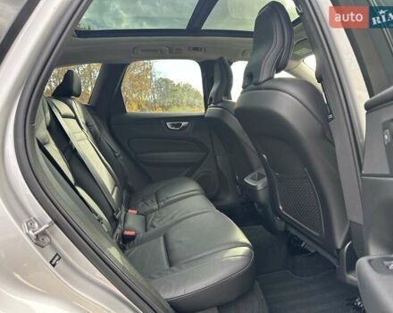 Вольво ХС60 2021 в Луцке на Automoto.ua Серый Вольво ХС60, объемом двигателя 2 л и пробегом 63 тыс. км за 28000 $, фото 33 на Automoto.ua