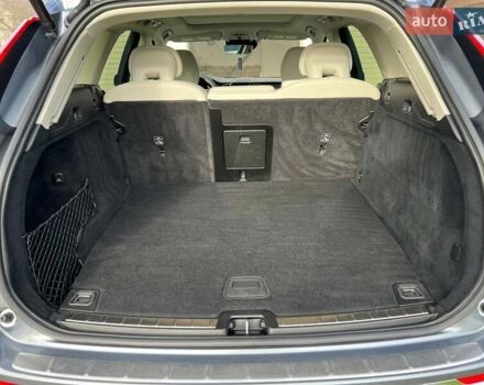 Серый Вольво ХС60, объемом двигателя 1.97 л и пробегом 76 тыс. км за 39500 $, фото 17 на Automoto.ua