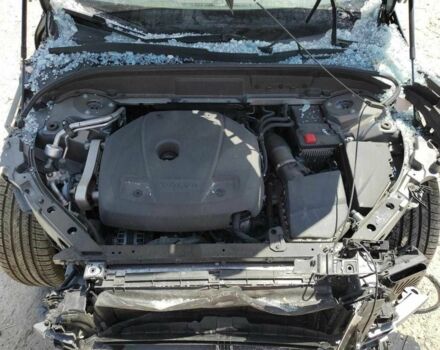 Серый Вольво ХС60, объемом двигателя 2 л и пробегом 29 тыс. км за 17800 $, фото 10 на Automoto.ua