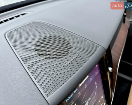 Вольво ХС60 2022 в Киеве на Automoto.ua Серый Вольво ХС60, объемом двигателя 2 л и пробегом 34 тыс. км за 49000 $, фото 24 на Automoto.ua