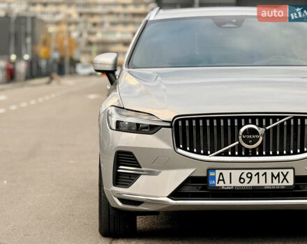 Вольво ХС60 2022 в Киеве на Automoto.ua Серый Вольво ХС60, объемом двигателя 2 л и пробегом 34 тыс. км за 49000 $, фото 15 на Automoto.ua