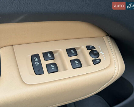 Вольво ХС60 2022 в Киеве на Automoto.ua Серый Вольво ХС60, объемом двигателя 2 л и пробегом 34 тыс. км за 49000 $, фото 21 на Automoto.ua