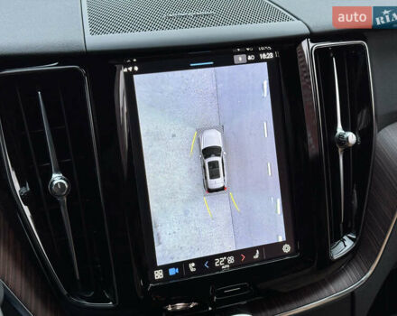 Вольво ХС60 2022 в Киеве на Automoto.ua Серый Вольво ХС60, объемом двигателя 2 л и пробегом 34 тыс. км за 49000 $, фото 51 на Automoto.ua