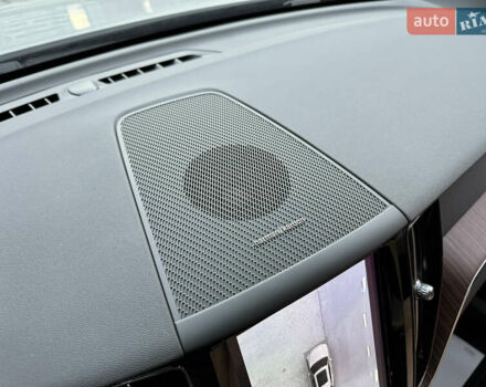 Вольво ХС60 2022 в Киеве на Automoto.ua Серый Вольво ХС60, объемом двигателя 2 л и пробегом 34 тыс. км за 49000 $, фото 46 на Automoto.ua