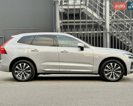 Вольво ХС60 2022 в Киеве на Automoto.ua Серый Вольво ХС60, объемом двигателя 2 л и пробегом 34 тыс. км за 49000 $, фото 13 на Automoto.ua