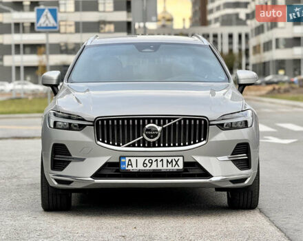 Вольво ХС60 2022 в Киеве на Automoto.ua Серый Вольво ХС60, объемом двигателя 2 л и пробегом 34 тыс. км за 49000 $, фото 6 на Automoto.ua