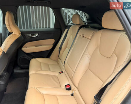 Вольво ХС60 2022 в Киеве на Automoto.ua Серый Вольво ХС60, объемом двигателя 2 л и пробегом 34 тыс. км за 49000 $, фото 29 на Automoto.ua