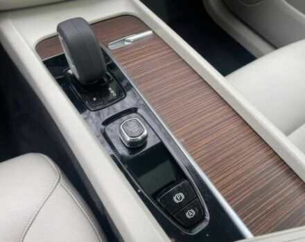 Вольво ХС60 2022 в Львове на Automoto.ua Серый Вольво ХС60, объемом двигателя 2 л и пробегом 23 тыс. км за 22700 $, фото 9 на Automoto.ua
