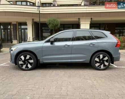 Серый Вольво ХС60, объемом двигателя 1.97 л и пробегом 11 тыс. км за 37000 $, фото 2 на Automoto.ua