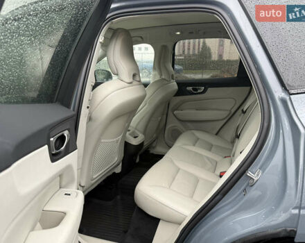 Серый Вольво ХС60, объемом двигателя 1.97 л и пробегом 14 тыс. км за 43000 $, фото 8 на Automoto.ua