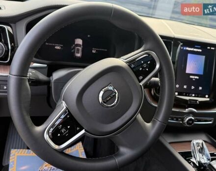 Вольво ХС60 2023 в Самборе на Automoto.ua Серый Вольво ХС60, объемом двигателя 2 л и пробегом 36 тыс. км за 52750 $, фото 36 на Automoto.ua