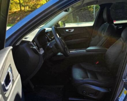 Серый Вольво ХС60, объемом двигателя 2 л и пробегом 11 тыс. км за 35300 $, фото 9 на Automoto.ua