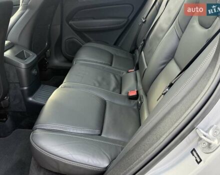 Вольво ХС60 2023 в Самборе на Automoto.ua Серый Вольво ХС60, объемом двигателя 2 л и пробегом 36 тыс. км за 52750 $, фото 20 на Automoto.ua