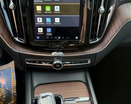 Вольво ХС60 2023 в Самборе на Automoto.ua Серый Вольво ХС60, объемом двигателя 2 л и пробегом 36 тыс. км за 52750 $, фото 23 на Automoto.ua