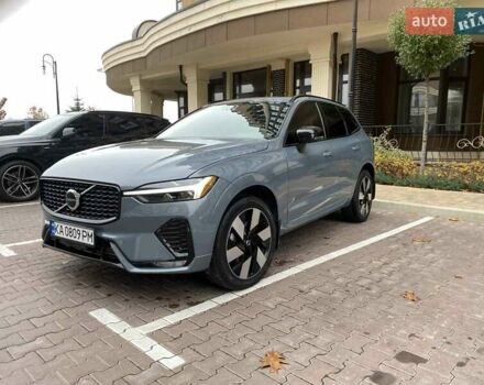 Серый Вольво ХС60, объемом двигателя 1.97 л и пробегом 11 тыс. км за 37000 $, фото 1 на Automoto.ua