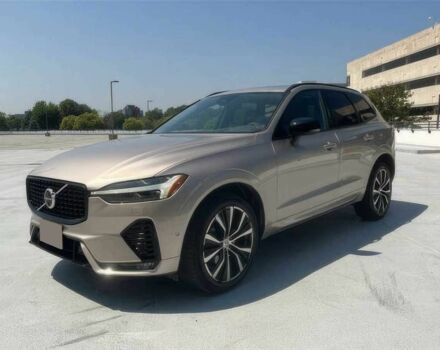 Серый Вольво ХС60, объемом двигателя 2 л и пробегом 12 тыс. км за 25700 $, фото 1 на Automoto.ua