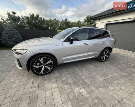 Вольво ХС60 2023 в Самборе на Automoto.ua Серый Вольво ХС60, объемом двигателя 2 л и пробегом 36 тыс. км за 52750 $, фото 5 на Automoto.ua