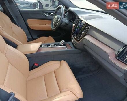 Серый Вольво ХС60, объемом двигателя 2 л и пробегом 77 тыс. км за 59900 $, фото 20 на Automoto.ua