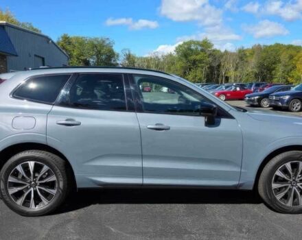 Серый Вольво ХС60, объемом двигателя 2 л и пробегом 11 тыс. км за 35300 $, фото 3 на Automoto.ua