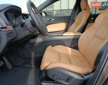 Серый Вольво ХС60, объемом двигателя 2 л и пробегом 77 тыс. км за 59900 $, фото 18 на Automoto.ua