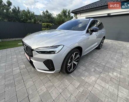 Вольво ХС60 2023 в Самборе на Automoto.ua Серый Вольво ХС60, объемом двигателя 2 л и пробегом 36 тыс. км за 52750 $, фото 3 на Automoto.ua